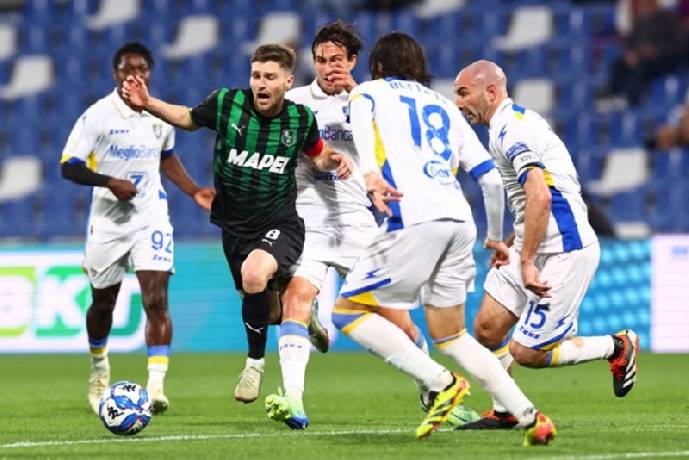 Kèo thẻ phạt Sassuolo vs Frosinone 20h00 ngày 02/09