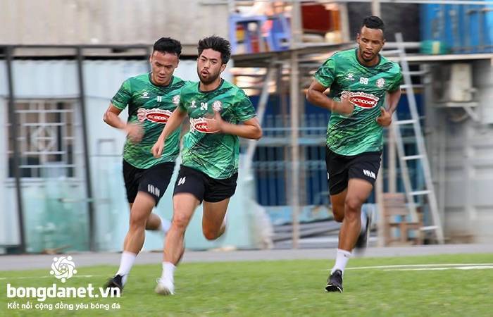 Lee Nguyễn gặp khắc tinh ở vòng 5 V-League 2021