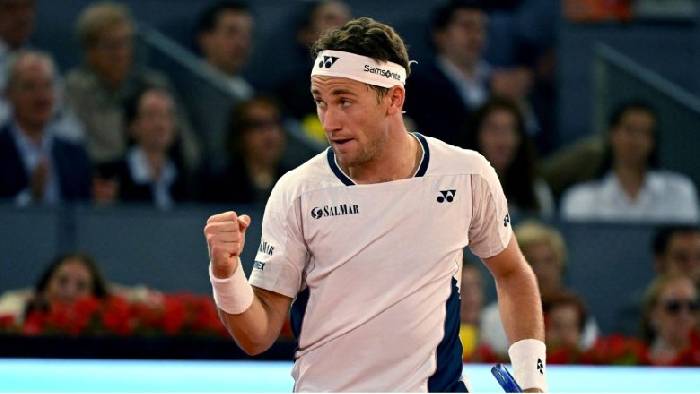 Casper Ruud lần đầu vào chung kết Madrid Open, tranh cúp với Jack Draper Casper Ruud lần đầu vào chung kết Madrid Open, tranh cúp với Jack Draper