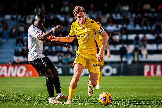 Nhận định, soi kèo Farense vs Famalicao, 21h30 ngày 3/5: Chủ nhà buông súng Nhận định, soi kèo Farense vs Famalicao, 21h30 ngày 3/5: Chủ nhà buông súng