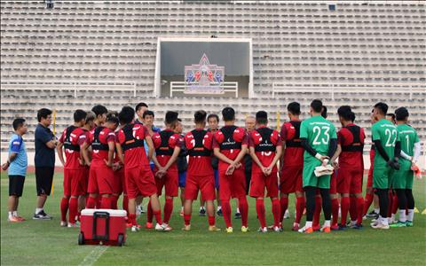 Cập nhật ĐT Việt Nam ngày 3/6: Các tuyển thủ hào hứng với trợ thủ trong tập luyện