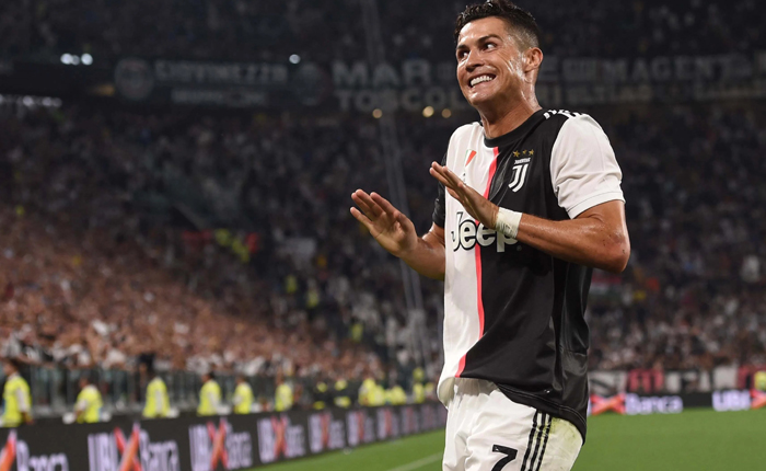 Cristiano Ronaldo thể hiện tốc độ khó tin ở đại chiến với Napoli