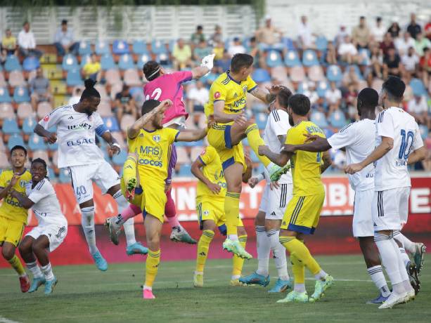 Nhận định, soi kèo Petrolul Ploiesti vs Botosani, 1h30 ngày 4/11: Tận dụng lợi thế