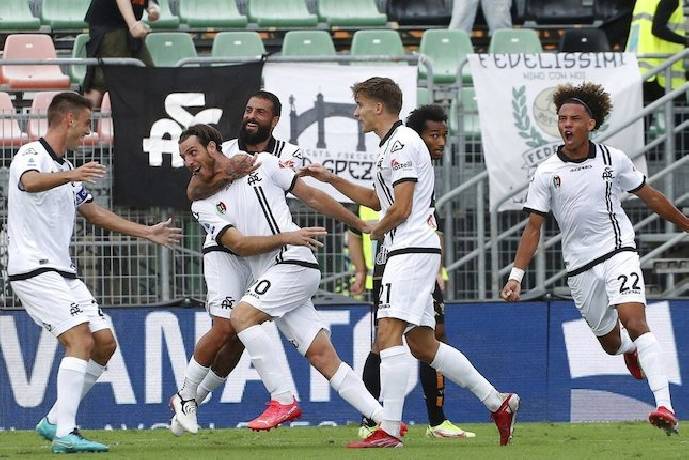 Tiên tri mèo Cass dự đoán Spezia vs Verona, 18h30 ngày 5/3