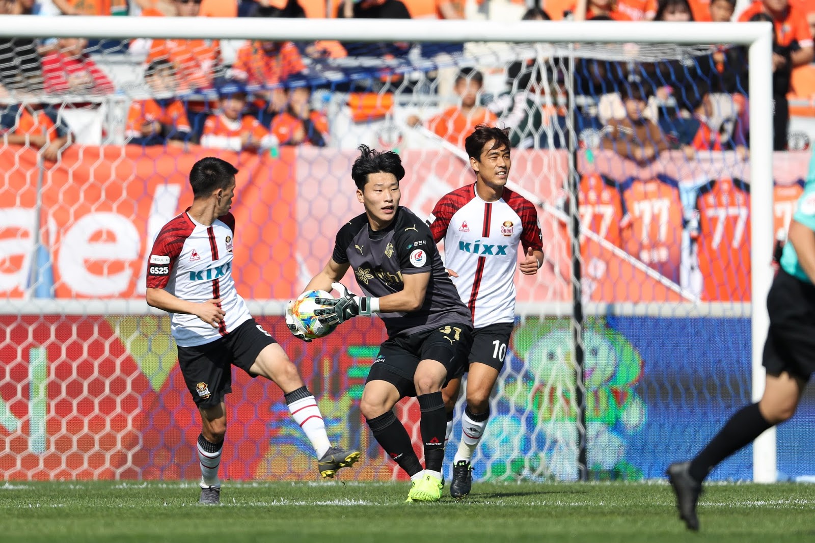 Nhận định Pohang Steelers vs Ulsan Hyundai, 17h00 ngày 6/6
