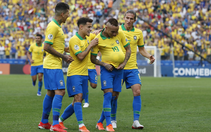 Brazil vs Peru (3h 8/7): Selecao dễ dàng vô địch?