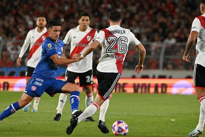 Soi kèo Newell's Old Boys vs Platense lúc 7h00 ngày 16/3/2024