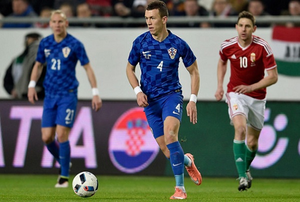 Slovakia vs Croatia (1h45 ngày 7/9): Lợi thế sân nhà