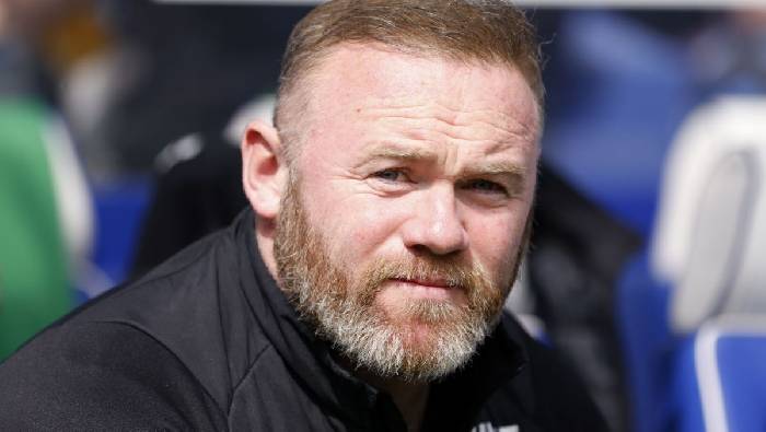 Wayne Rooney cay đắng vì rơi vào cảnh bị “vắt chanh bỏ vỏ”