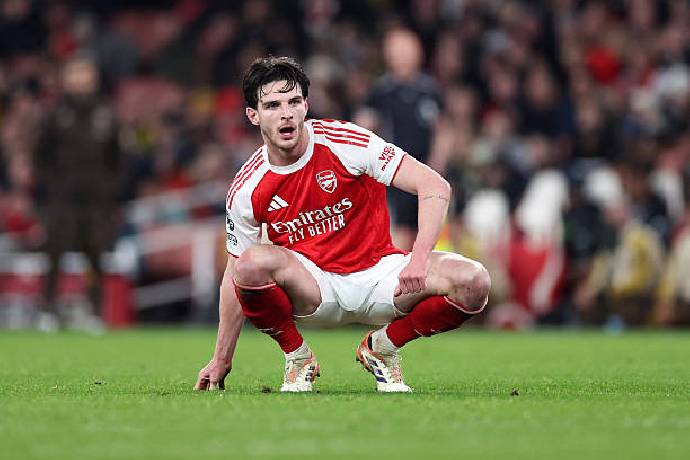 Arsenal trả giá đắt sau chiến thắng trước Brentford