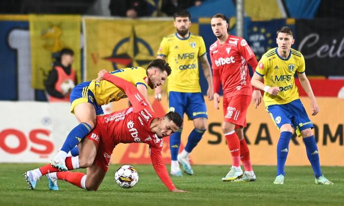 Nhận định, soi kèo UTA Arad vs Petrolul Ploiesti, 21h30 ngày 5/5: Nỗ lực tích lũy điểm Nhận định, soi kèo UTA Arad vs Petrolul Ploiesti, 21h30 ngày 5/5: Nỗ lực tích lũy điểm