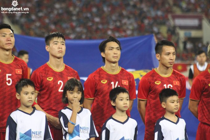 Đội hình dự kiến Việt Nam vs UAE: Tuấn Anh sát cánh cùng Hùng Dũng