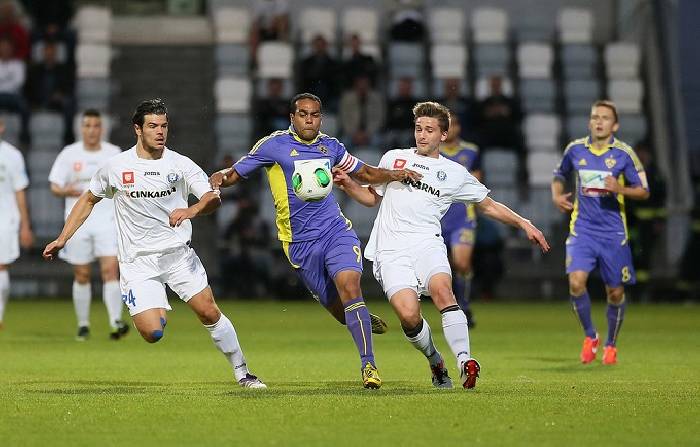 Nhận định, soi kèo Maribor vs Celje, 22h45 ngày 7/5: Những vị khách khó chịu Nhận định, soi kèo Maribor vs Celje, 22h45 ngày 7/5: Những vị khách khó chịu