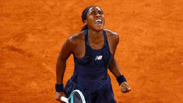 Gauff thắng đậm ‘hiện tượng’ Boisson, lần thứ hai vào chung kết Roland Garros Gauff thắng đậm ‘hiện tượng’ Boisson, lần thứ hai vào chung kết Roland Garros