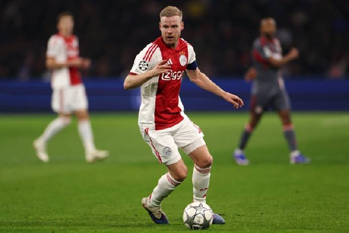 Chuyên gia Tony Ansell dự đoán Ajax vs Shelbourne, 01h00 ngày 07/08