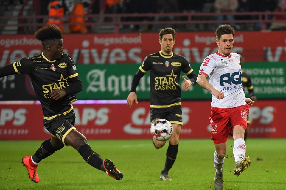Nhận định Sporting Charleroi vs Kortrijk, 2h45 ngày 8/12