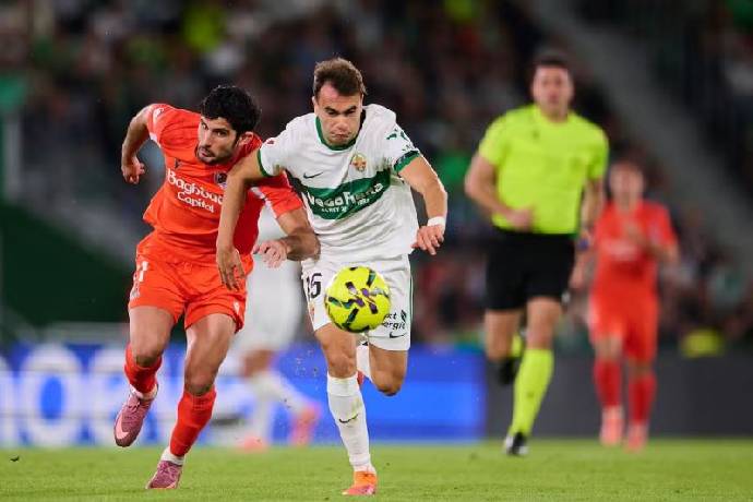 Soi kèo góc Elche vs Sociedad, 02h30 ngày 08/09