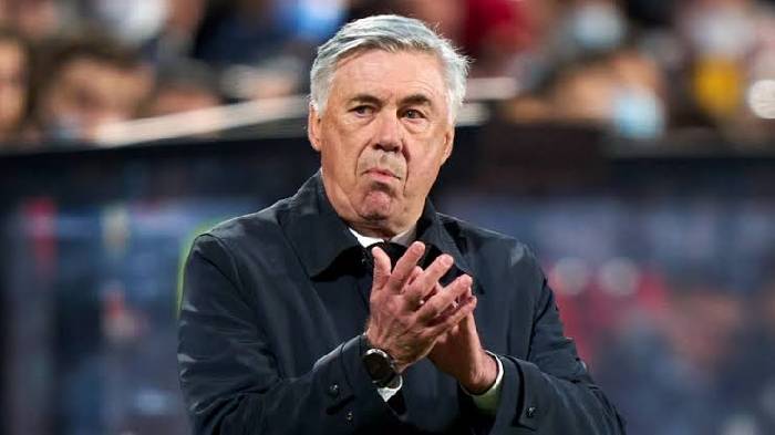 Hàng thủ vỡ tan, Ancelotti 'chế' công thức mới làm CĐV 'đứng hình'