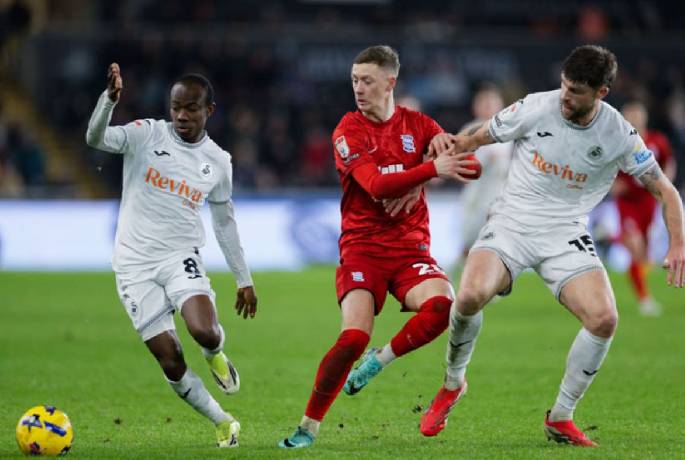 Kèo thẻ phạt Swansea vs Birmingham 21h00 ngày 08/08: Lối chơi kỷ luật