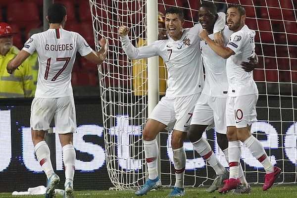 Kết quả bóng đá hôm nay 8/9: Ronaldo giúp Bồ Đào Nha vùi dập Serbia