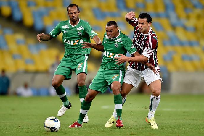 Soi kèo bóng đá Brazil sáng 10/12: Fluminense vs Chapecoense 