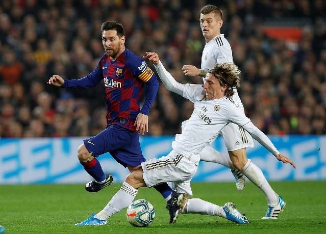 Soi kèo phạt góc Real Madrid vs Barcelona: Khó tưng bừng