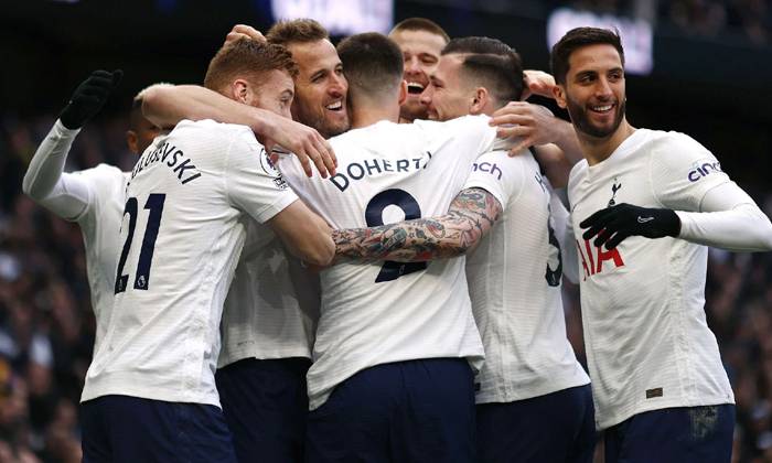 Soi kèo phạt góc Aston Villa vs Tottenham, 23h30 ngày 9/4