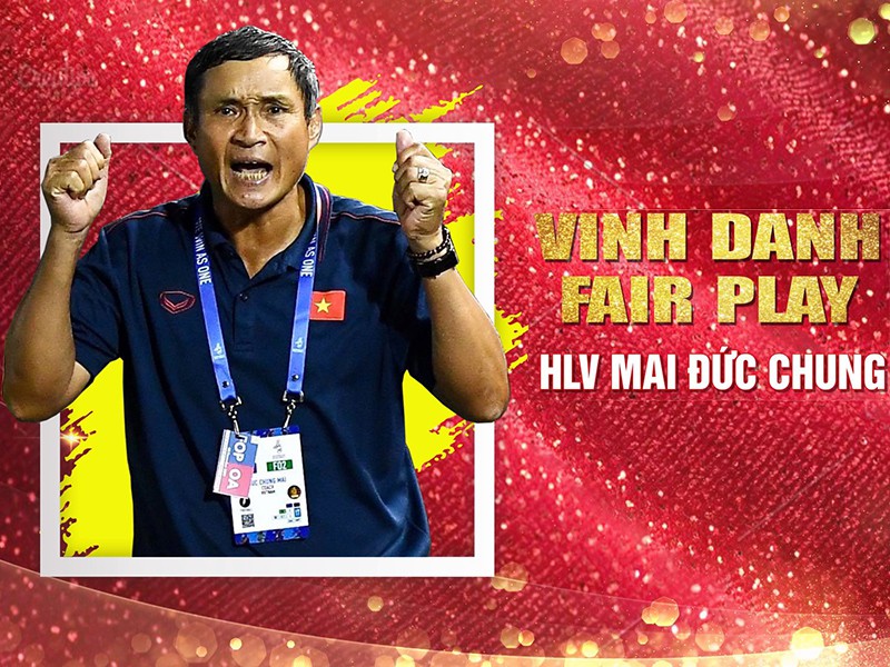 HLV Mai Đức Chung nhận danh hiệu Vinh danh Fair Play 2019
