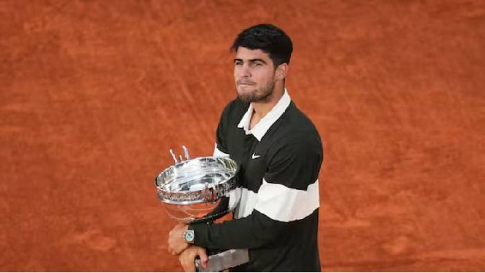 Alcaraz vô địch Roland Garros 2025 sau màn ngược dòng không tưởng trước Sinner Alcaraz vô địch Roland Garros 2025 sau màn ngược dòng không tưởng trước Sinner