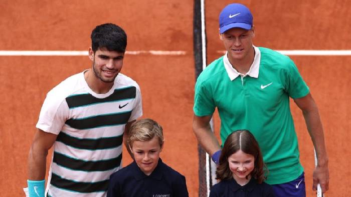 Alcaraz và Sinner nói gì sau trận chung kết kinh điển tại Roland Garros? Alcaraz và Sinner nói gì sau trận chung kết kinh điển tại Roland Garros?