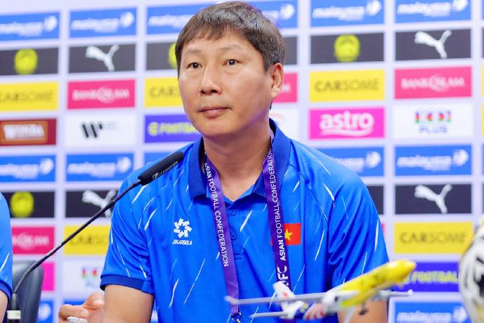 HLV Kim Sang Sik quyết thắng dàn sao nhập tịch của Malaysia HLV Kim Sang Sik quyết thắng dàn sao nhập tịch của Malaysia