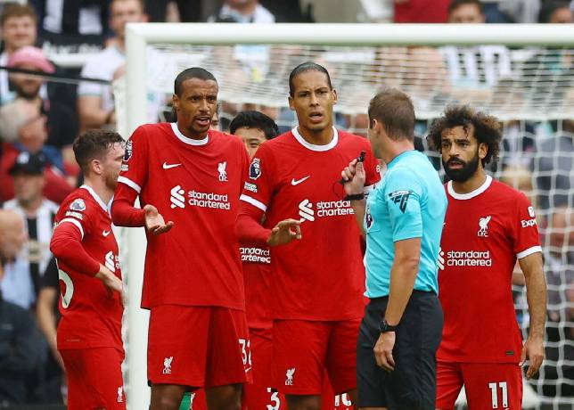 Chính thức! Premier League ra án phạt cực nặng với trụ cột Liverpool