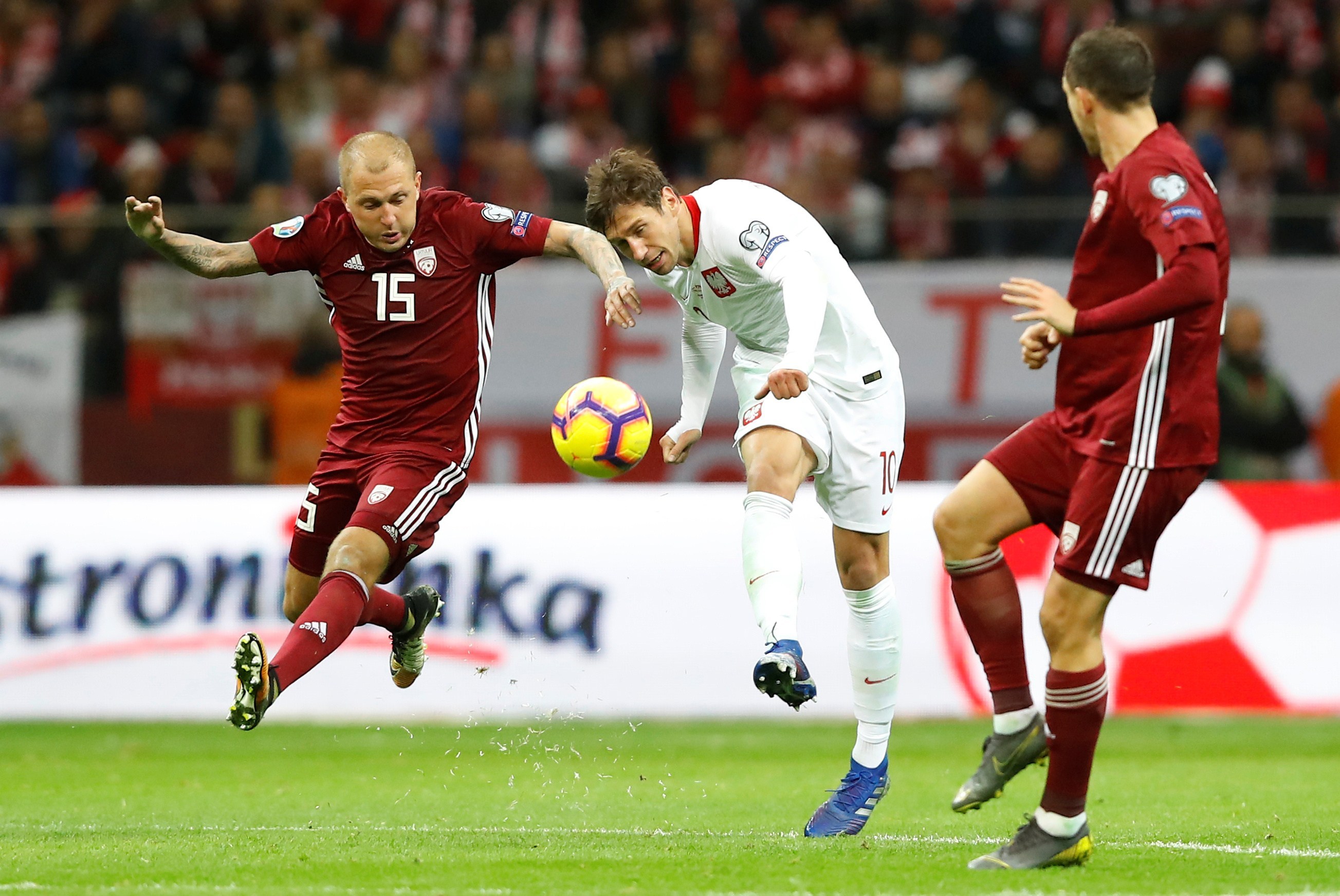 Nhận định bóng đá Latvia vs Ba Lan, 01h45 ngày 11/10: “Đại bàng trắng” bay cao
