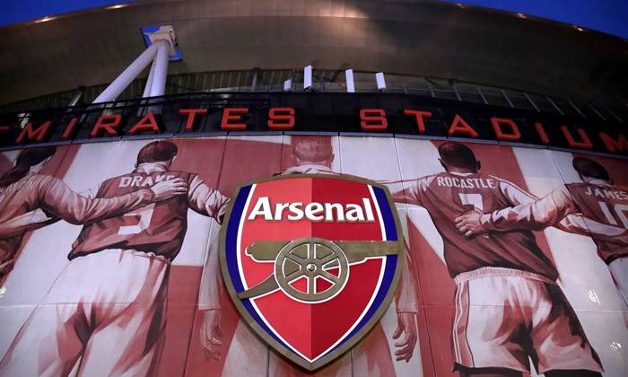 Arsenal không được chơi trên sân nhà ở vòng 1/16 Europa League