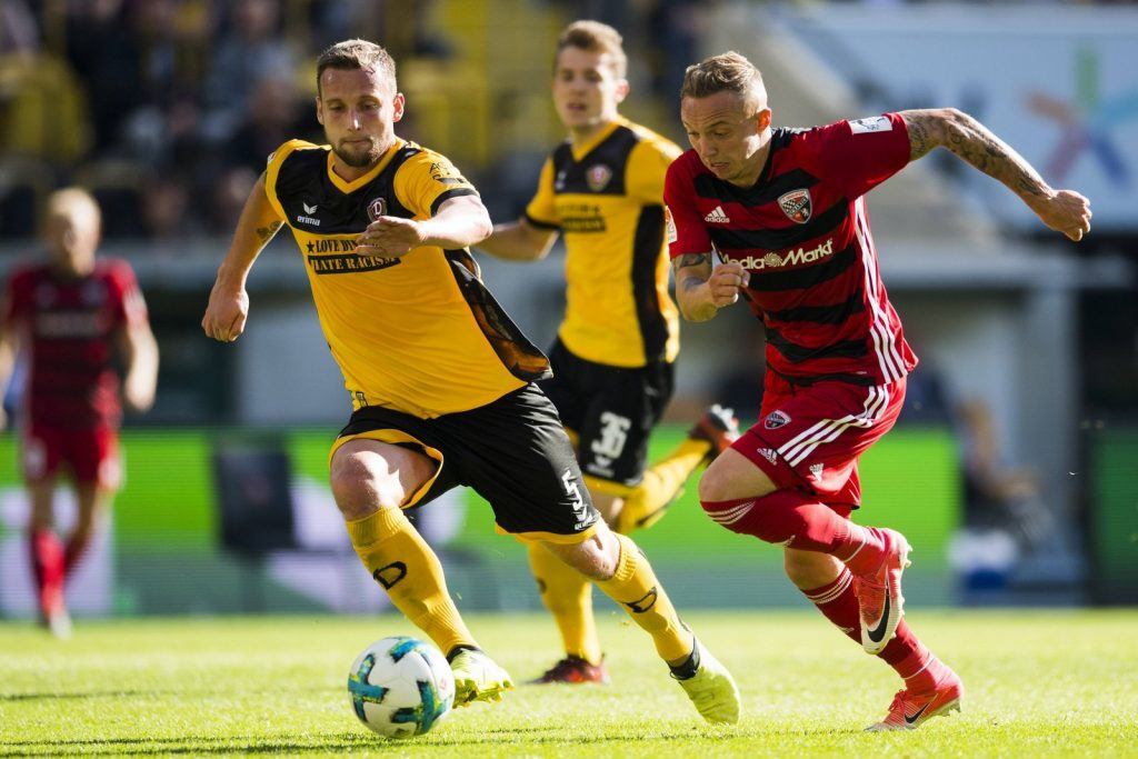 Hoãn trận Hannover vs Dresden, Bundesliga phải dời lịch trở lại?