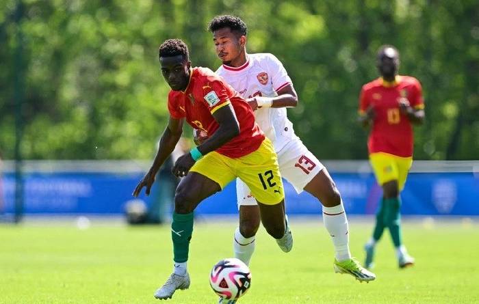 Liên đoàn bóng đá Indonesia xin lỗi Guinea vì CĐV phân biệt chủng tộc