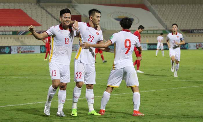 Giá trị đội hình Oman vs Việt Nam: Kẻ tám lạng, người nửa cân