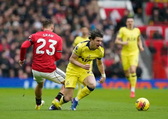 Kèo thẻ phạt MU vs Tottenham 23h30 ngày 10/10