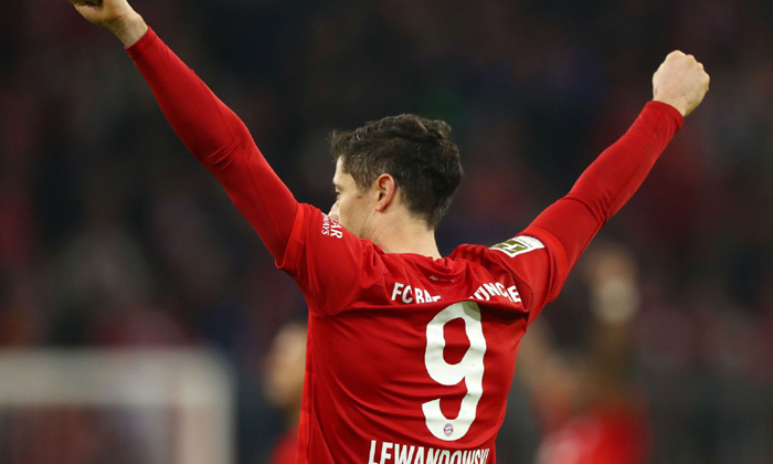 Robert Lewandowski phá kỷ lục tồn tại hơn nửa thế kỷ ở Bundesliga