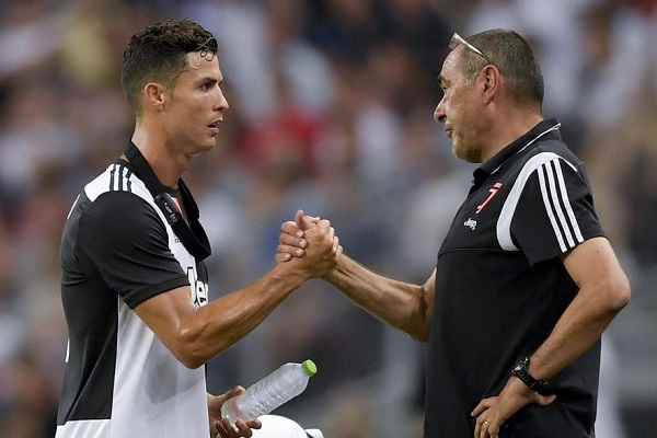 Juventus vs AC Milan: HLV Sarri tiết lộ chấn thương của Ronaldo