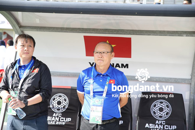 Tin tức bóng đá Việt Nam 11/2: HLV Park Hang-seo bị cấm chỉ đạo 4 trận
