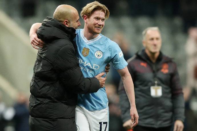 Pep Guardiola đáp trả tin đồn De Bruyne không đủ sức chơi 90 phút