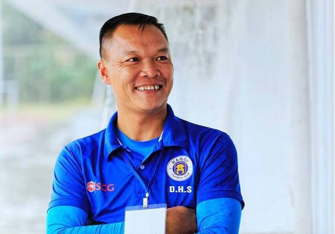 Hà Nội FC bổ nhiệm Dương Hồng Sơn vào ban huấn luyện