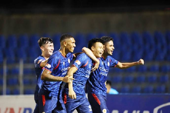 Soi kèo góc Adelaide United vs CAHN, 16h30 ngày 11/08