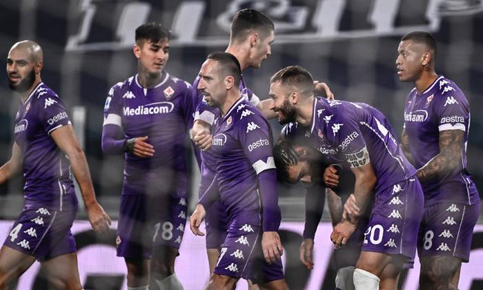 Fiorentina vs Inter Milan (21h 13/1): Tạm biệt The Viola!