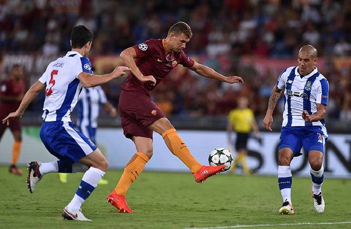 Siêu máy tính dự đoán Porto vs AS Roma, 3h00 ngày 14/2