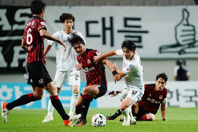 Soi kèo phạt góc FC Seoul vs Incheon, 17h30 ngày 14/7