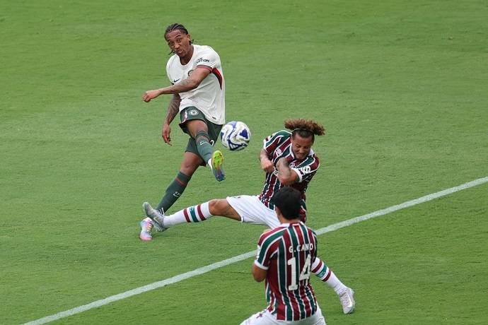 Soi kèo phạt góc Chelsea vs PSG, 2h00 ngày 14/7