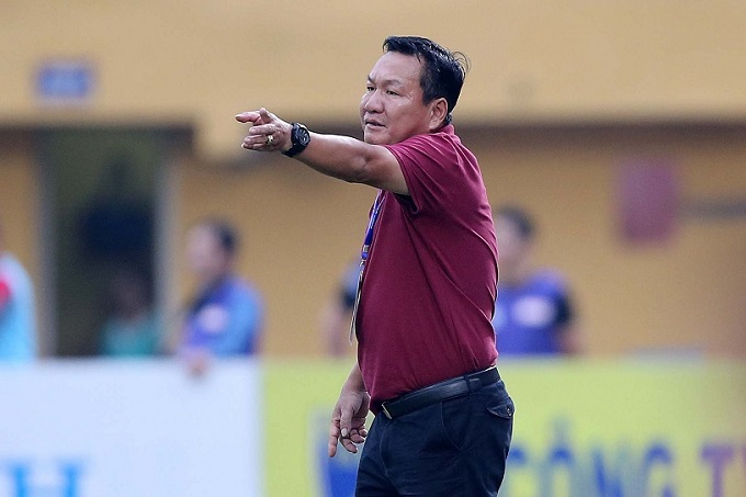 HLV Hoàng Văn Phúc bất ngờ xin từ chức trước vòng 2 V.League 2020