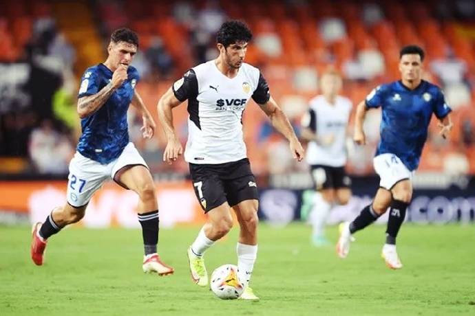 Soi kèo góc Alaves vs Valencia, 00h00 ngày 15/5 Soi kèo góc Alaves vs Valencia, 00h00 ngày 15/5